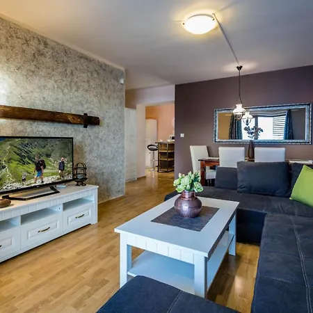 Apartments Sofia - Luxury Penthouse Апартаменты Липтовски-Микулаш